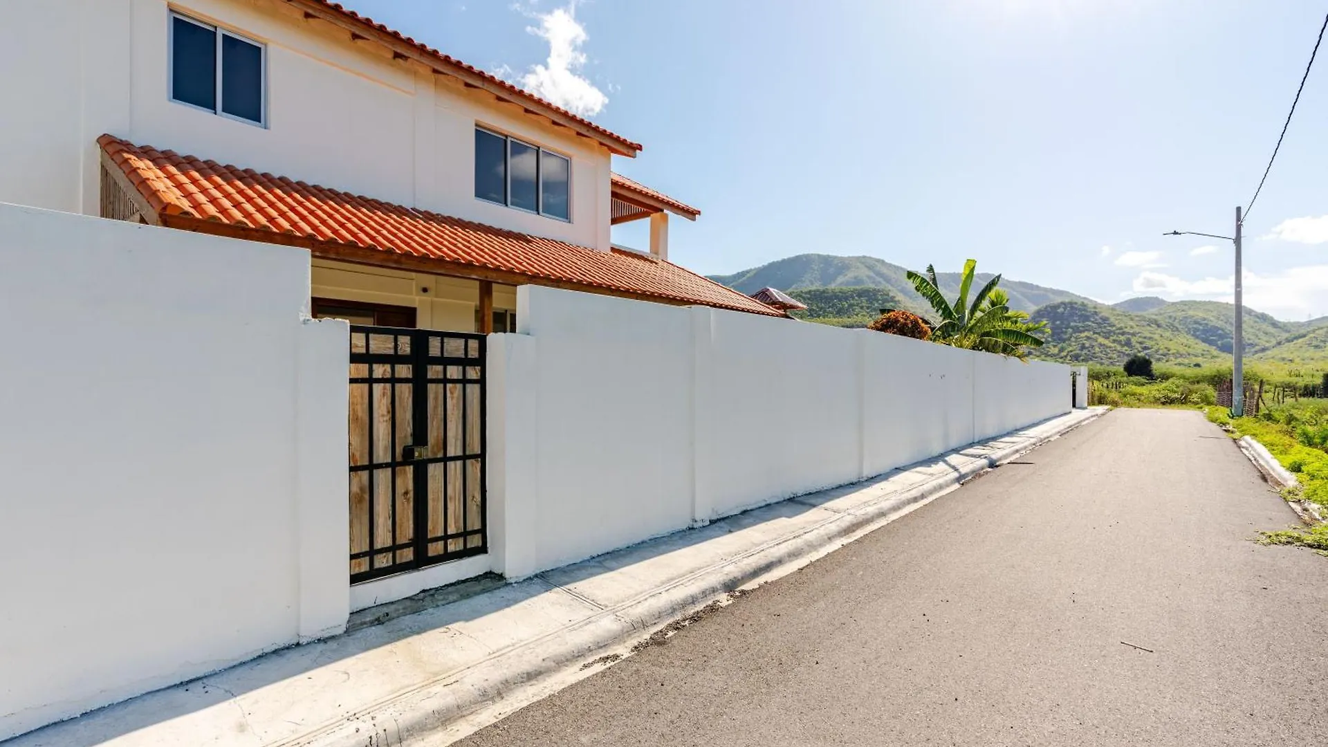 Private Villa With Pool & Views Near Ocoa Bay Hatillo