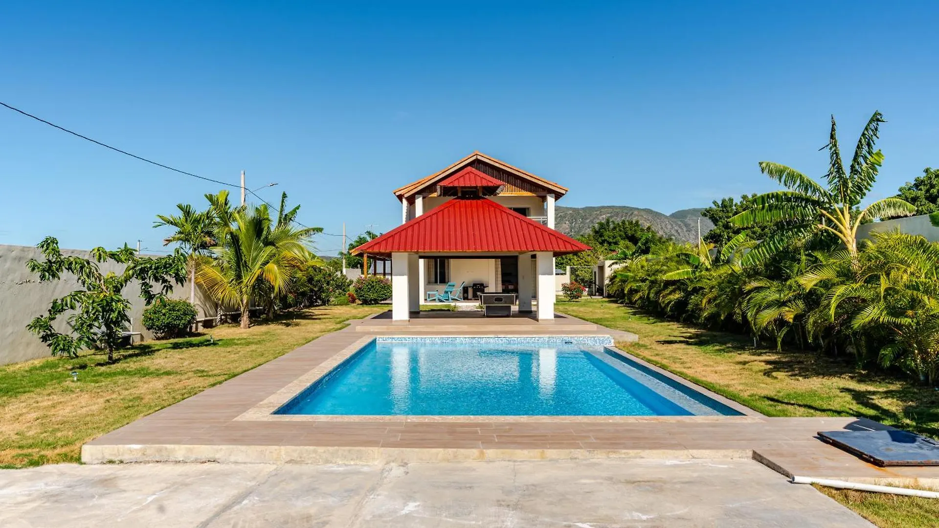 Private Villa With Pool & Views Near Ocoa Bay Hatillo