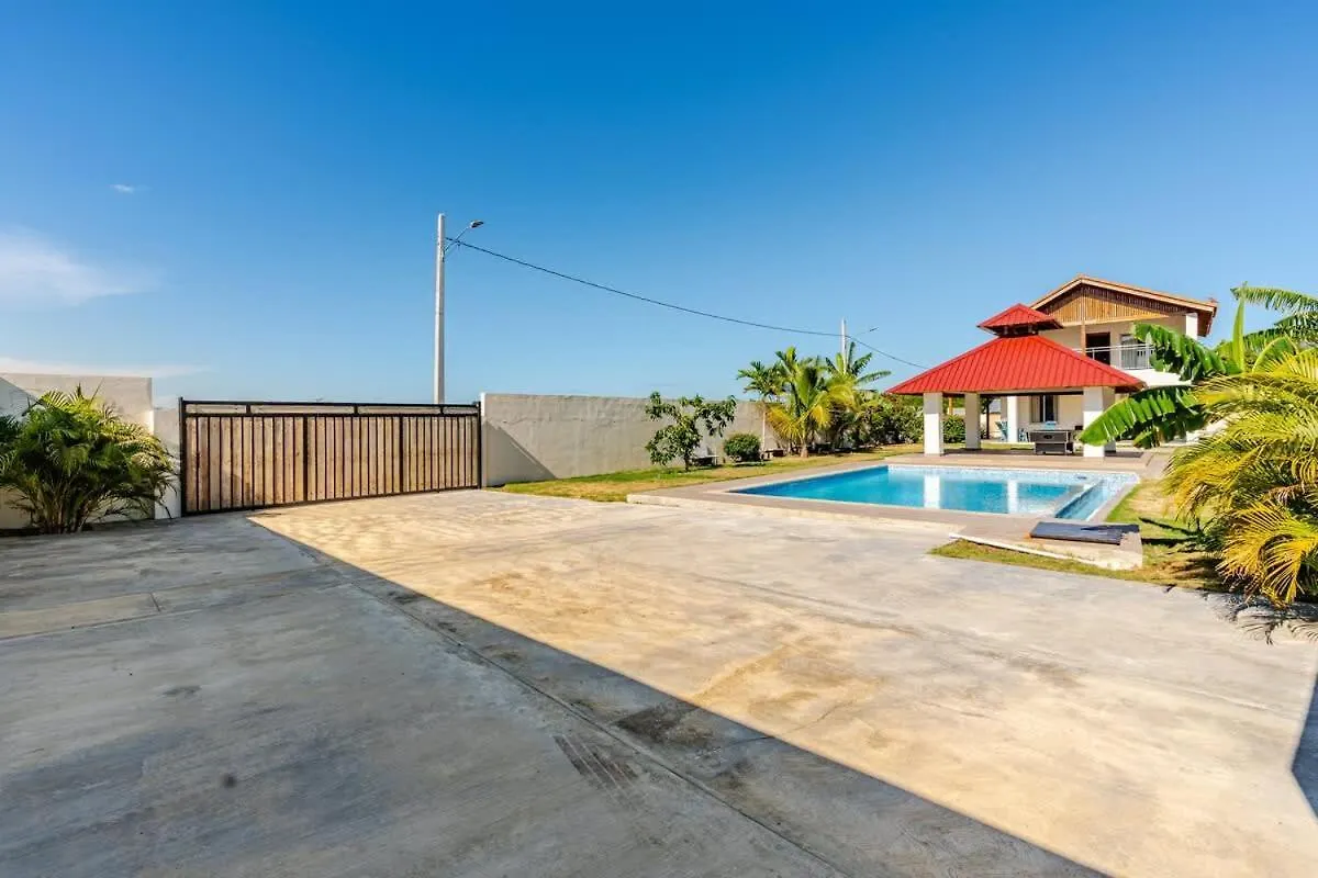 Private Villa With Pool & Views Near Ocoa Bay Hatillo